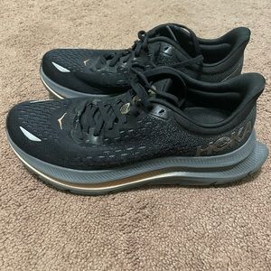 Women’s Hoka Kawana Size 8
